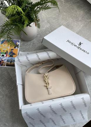 Ідеальна базова сумка hobo beige 2