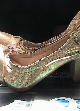 Туфли золотые кожаные 39р франция san marina2 фото