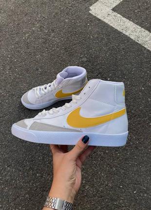 Кросівки nike blazer mid 77 vintage yellow