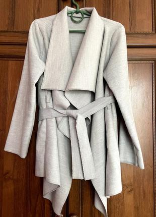 Осіння накидка куртка курточка