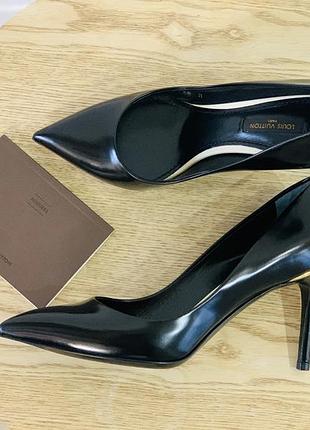 Туфлі louis vuitton