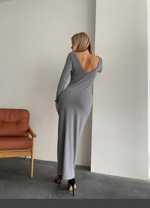 Стильна довга сукня плаття в рубчик