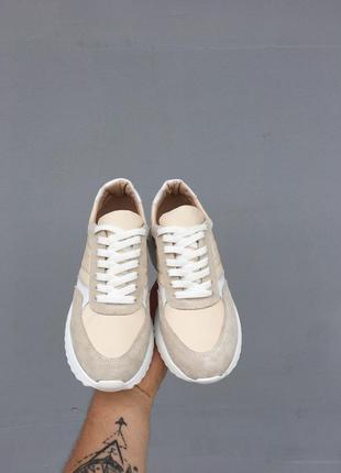 Жіночі кросівки шкіряні весняно-осінні молочні із замшою3 фото