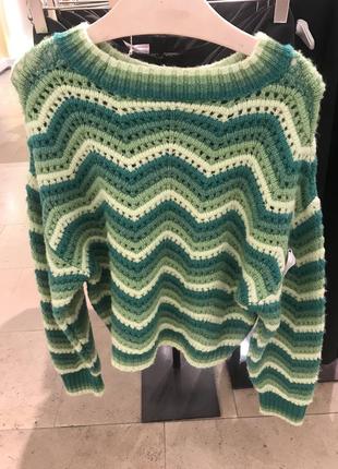 Свитер
