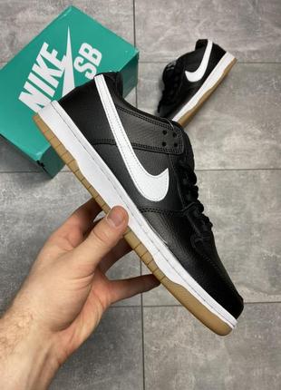 Nike sb dunk low чорні білі коричневі низькі чоловічі кросівки