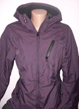 Фирменная куртка от h &amp; m sports.