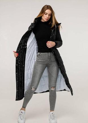Качественная черная женская зимняя длинная куртка4 фото