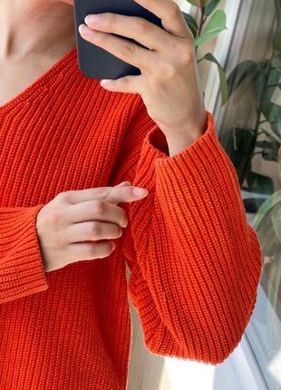 Добротний об’ємний  моркв’яний светр 1+1=34 фото