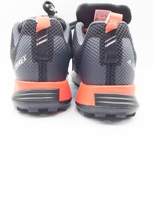 Оригінальні чоловічі кросівки adidas terrex gore-tex3 фото