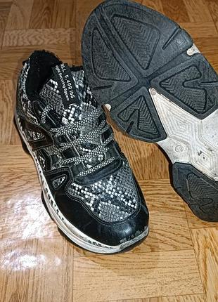 Кроссовки с мехом 39 размер