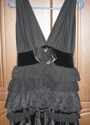 Чорна вечірня сукня