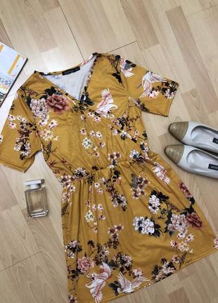 Миле плаття гірчичне жовте квіти boohoo5 фото