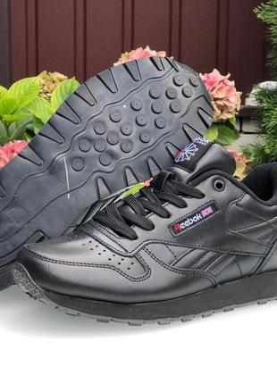 Р. 38 кроссовки reebok classic черные