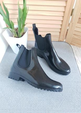 Гумові чобітки