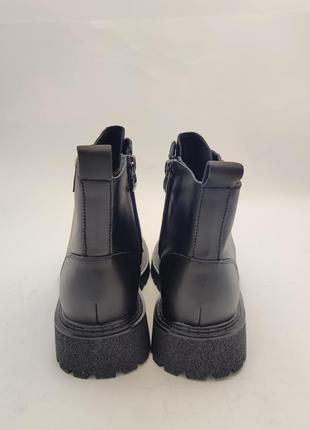 Шкіряні жіночі ботильйони черевики демісезонні чорні на шнурівці 37 женские ботинки каблук lonza4 фото