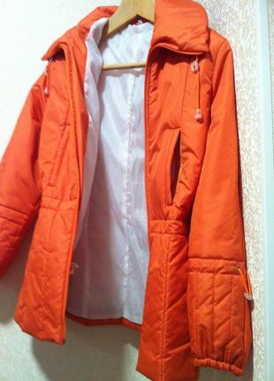 Яркая куртка  курточка весна-осень терракотового оранжевого цвета s/xs