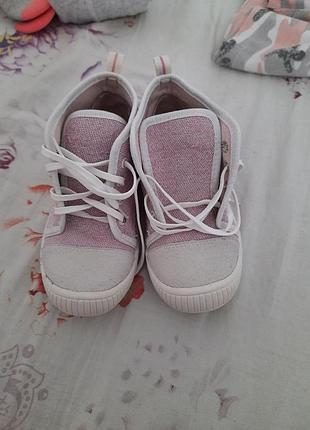 Хайтопи. кеди. кросівки