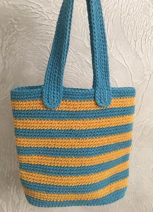 Трендова якісна в’язана сумка хендмейд стильна сумочка жовто-синя4 фото