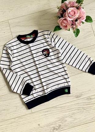 Трикотажна кофточка для хлопців
