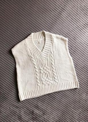 Жилет жилетка вязаний светр молочний білий трикотажне7 фото