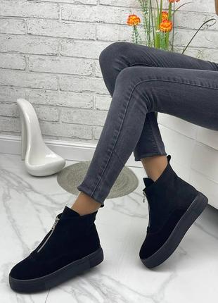 Женские черные демисезонные ботинки7 фото