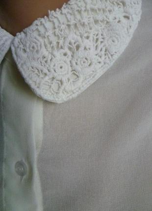 Блуза айворі з мереживним коміром4 фото