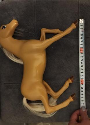 Пластиковий коник підходять для барбі 7