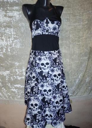Неформальна сукня в стилі рокабілі сайкобілі пін ап в черепах1 фото