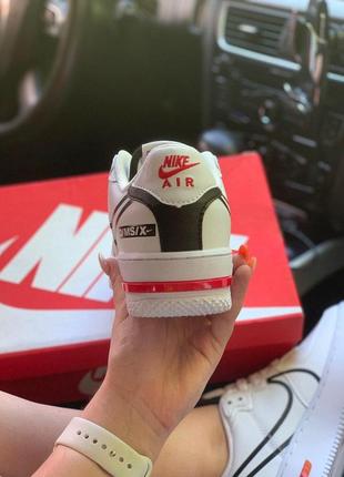 Жіночі кросівки nike air force 1 react white black

женские кроссовки найк аир форс