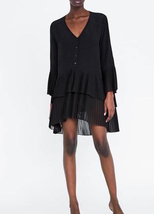 Zara із недавніх колекцій стильна плісерована шифонова блуза туніка 🔥1 фото