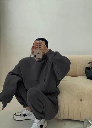 Костюм