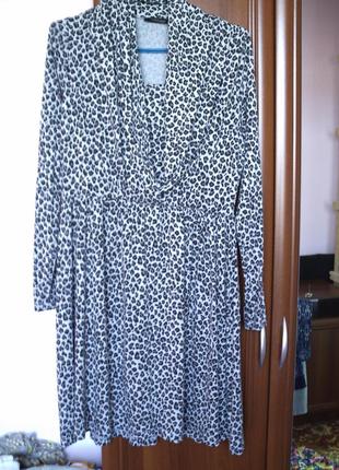 Плаття сірих кольорів р. м 40/42 gina benotti