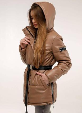 Красивая женская демисезонная куртка из эко-кожи6 фото