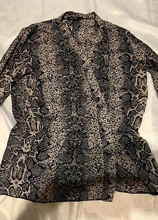 Блуза boohoo змеиный принт