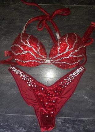 Купальник для фитнес бикини красный