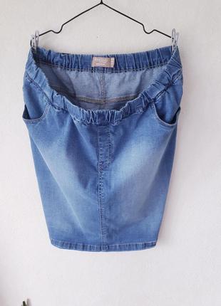 Новая джинсовая стречевая миди юбка карандаш на комфортной талии janina curved