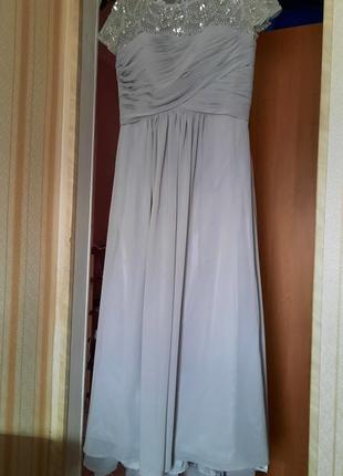 Розкішна сукня зі шлейфом7 фото