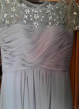 Розкішна сукня зі шлейфом8 фото