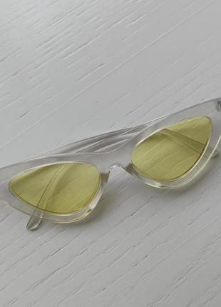 Трендові прозорі окуляри з жовтим склом
