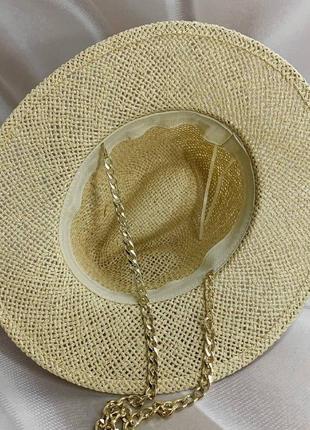 Літній плетінь капелюх федора з ланцюгом та декором бежевий (декор золото або срібло)6 фото