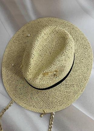 Літній плетінь капелюх федора з ланцюгом та декором бежевий (декор золото або срібло)7 фото