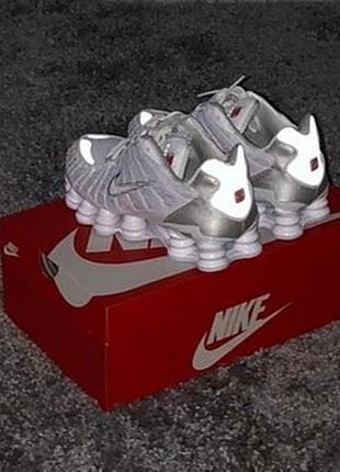 Кроссовки nike shox
36-455 фото