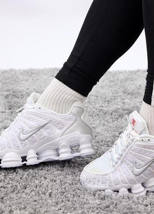 Кроссовки nike shox
36-456 фото