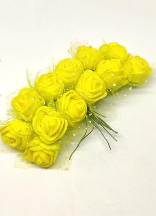 Троянди з фоамірану, 12 шт. в упаковці, діаметр 2-2,5 см з фатіном жовтий1 фото