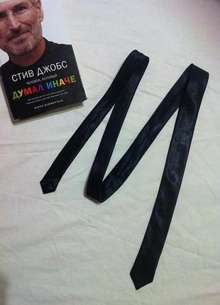 Узкий галстук