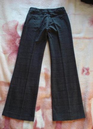 Серые клетчатые брюки-клеш2 фото