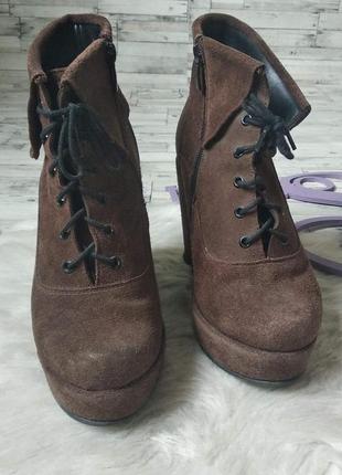 Ботильоны женские коричневые замшевые на шнуровке размер 363 фото