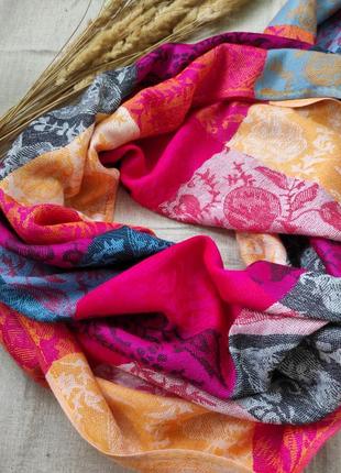 Оргигінальний яскравий кашеміровий шарф паланин з помпонами5 фото
