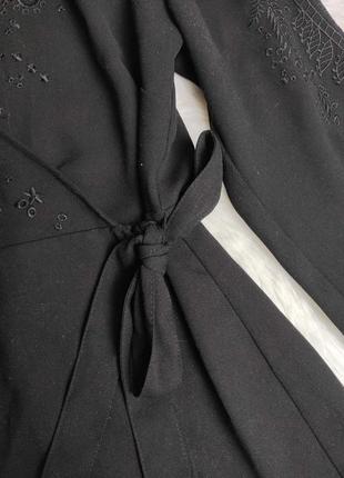 Жіноча сорочка new look на запах вишиванка чорна 46 розмір3 фото