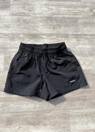 Reebok шорты чёрные оригинал s